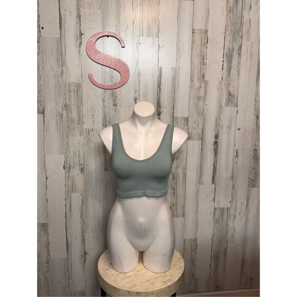 Forever 21 Sage Green Ribbed Crop Tank Top Size S - Picture 2 of 8